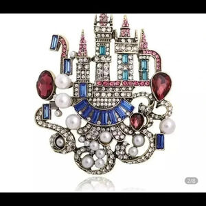 - Big Rhinestone Castle Brooches For Women Vintage Romantic Banquet Brooch